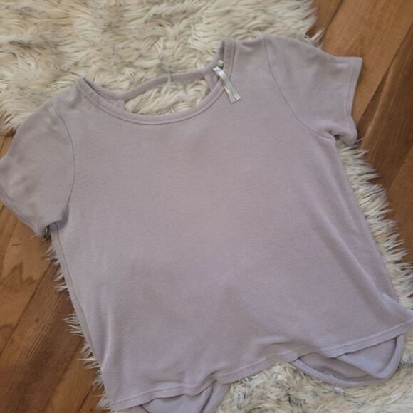 Mono B Cinched Back Top - Picture 2 of 3